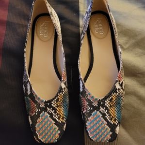 Animal print flats and matching purse.